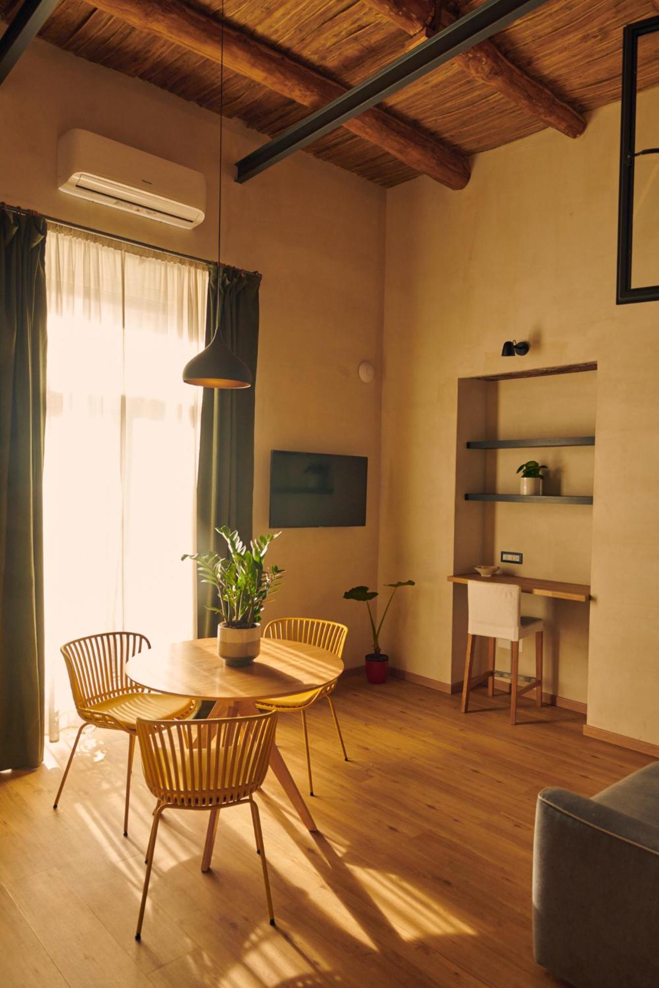 Dada Home, Loft Di 38 Mq Tra Napoli E Pompei Portici Εξωτερικό φωτογραφία
